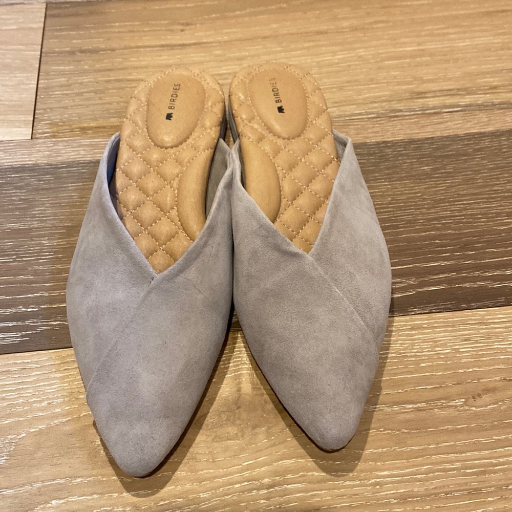 Birdies Slip-ons!! Worn twice, comes with box!